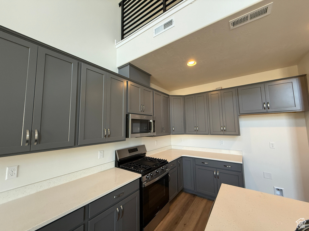 Photo 7 for MLS #2114634 at 795 W 540 South #338