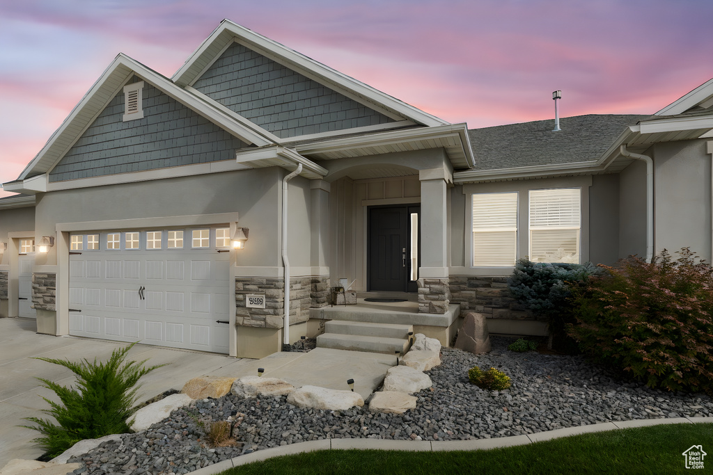 Photo 3 for MLS #2114643 at 2259 E Horizon Dr