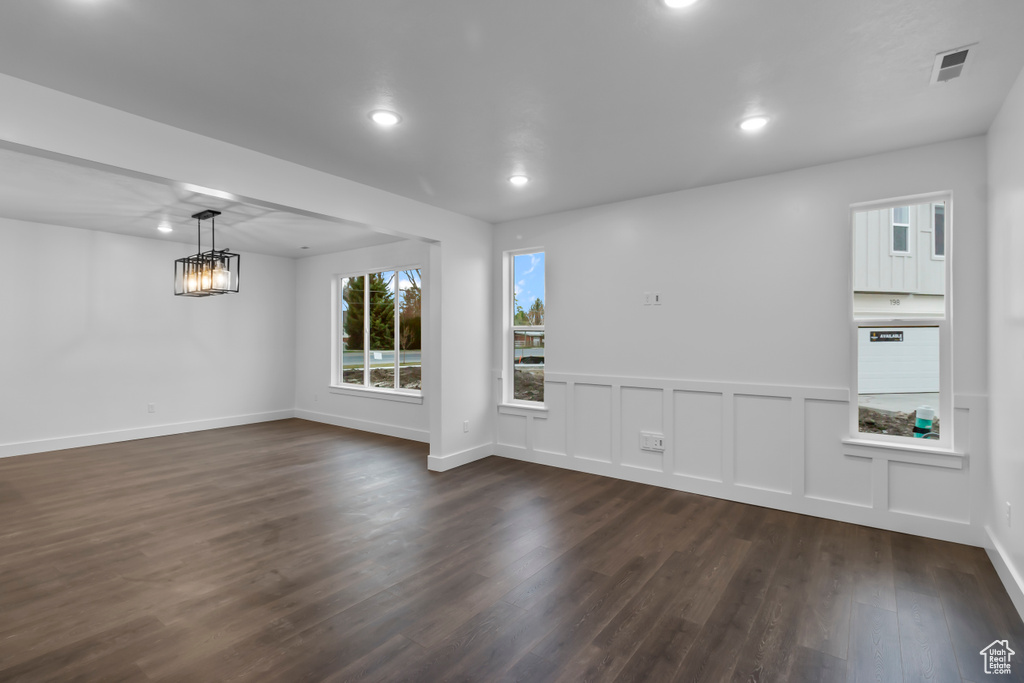 182 W 3175 S Nibley, UT 84321