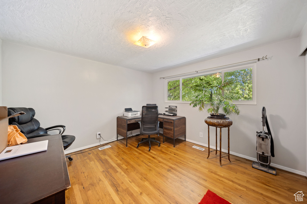 4171 S 4205 W West Valley City, UT 84120