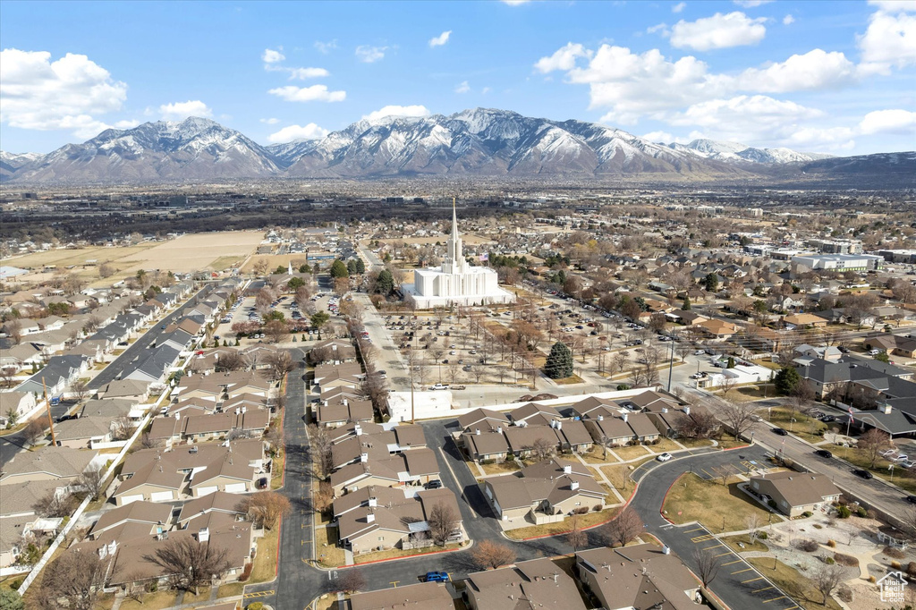 1596 W CORNERSTONE WAY South Jordan, UT 84095