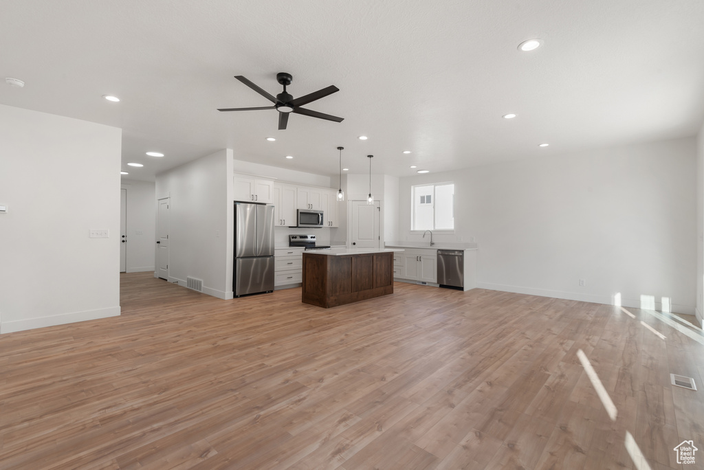 Photo 3 for MLS #2114701 at 325 W 400 North