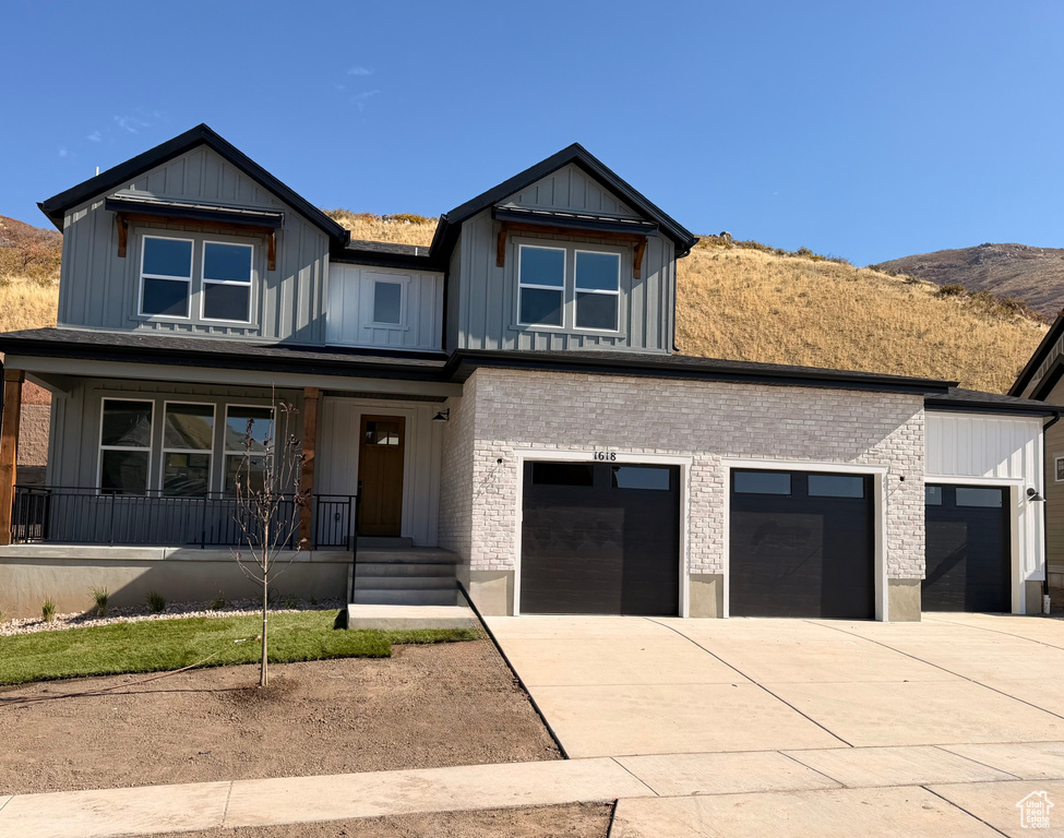 Photo 1 for MLS #2114715 at 1618 W Canyon Rim Rd #607