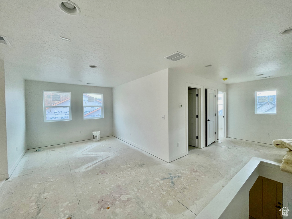 Photo 8 for MLS #2114715 at 1618 W Canyon Rim Rd #607