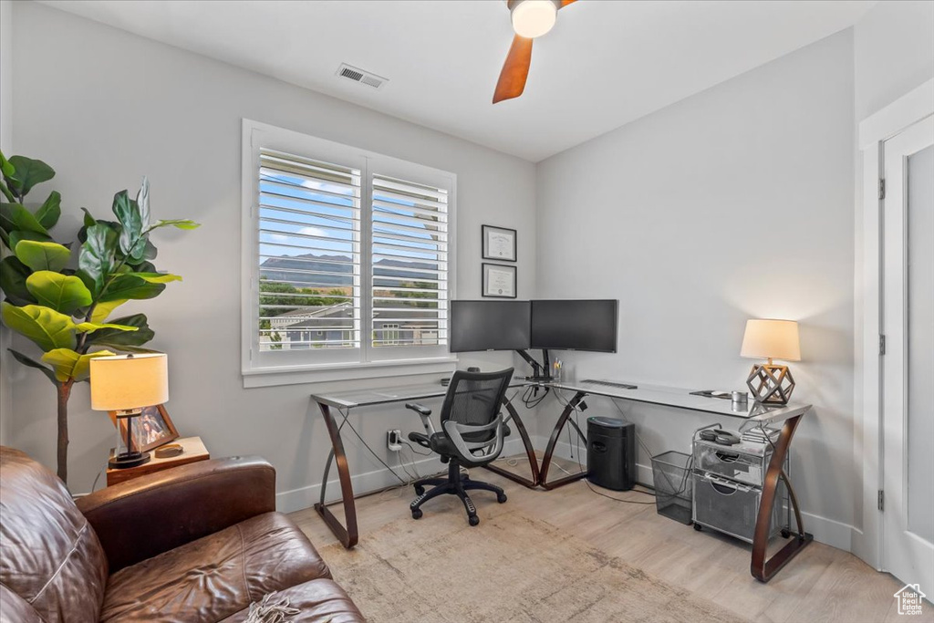 329 E KINGSTON DR South Weber, UT 84405