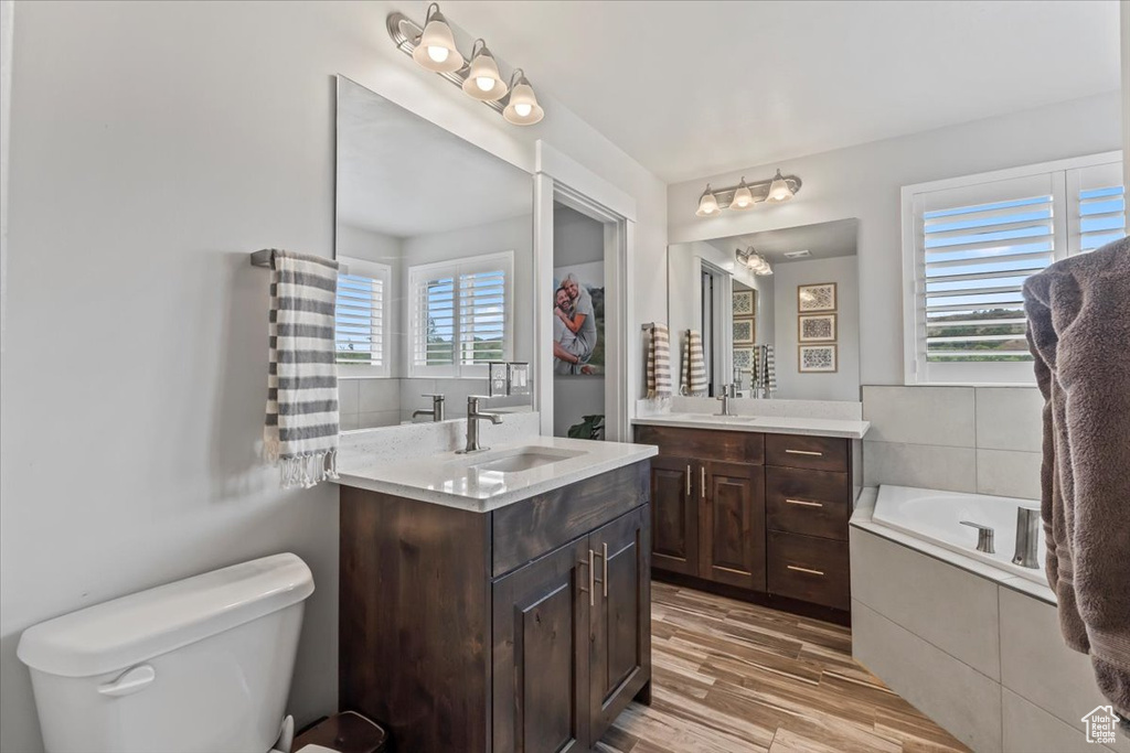 329 E KINGSTON DR South Weber, UT 84405