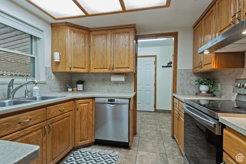 Photo 17 for MLS #2114740 at 2575 W State Road 32
