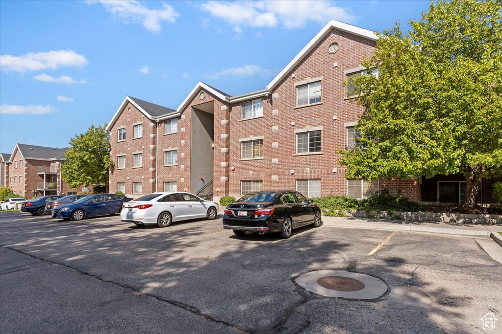 Photo 19 for MLS #2114742 at 315 W 700 North #11
