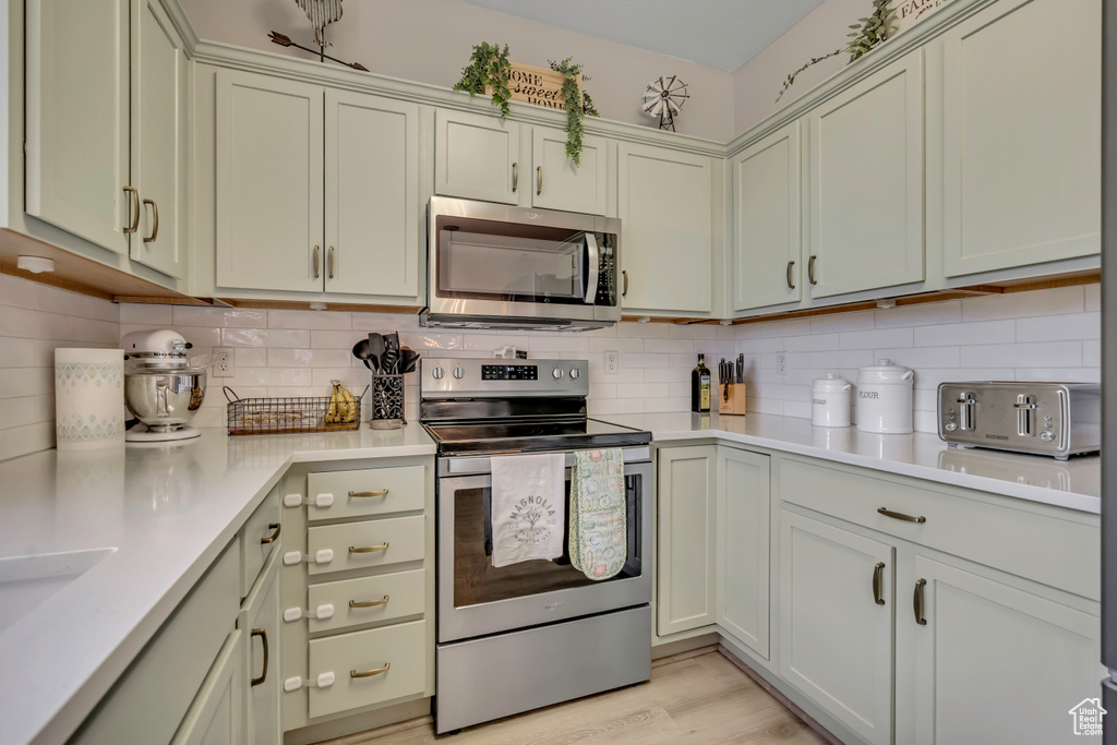 8767 S BROWN PARK DR West Jordan, UT 84081