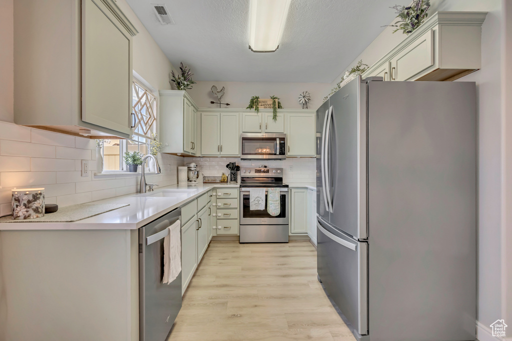 8767 S BROWN PARK DR West Jordan, UT 84081