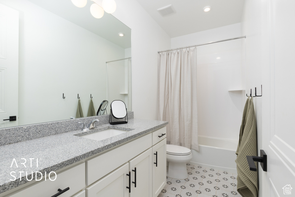 1725 W OAKRIDGE CIR Lehi, UT 84048