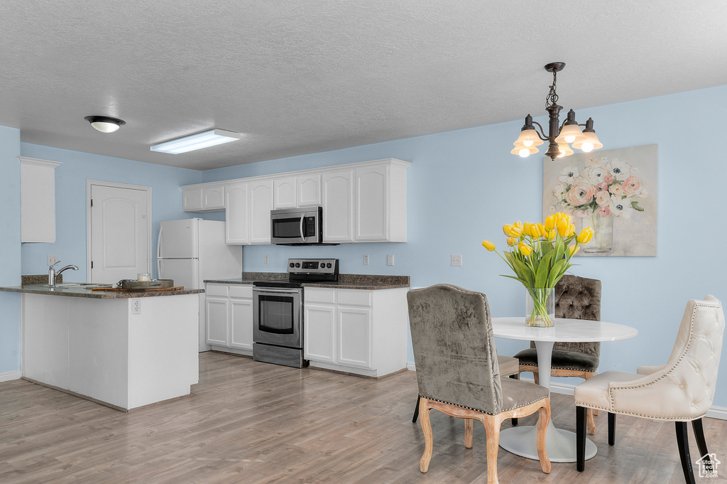13144 S WOODS PARK DR DR Herriman, UT 84096