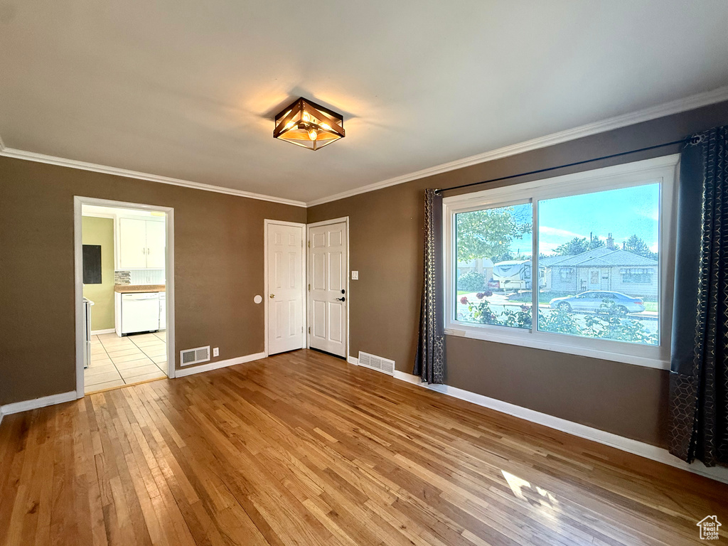Photo 5 for MLS #2114761 at 5368 S 2200 West