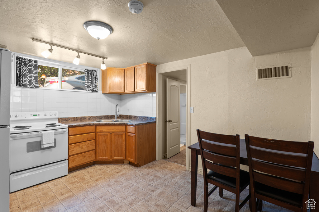Photo 18 for MLS #2114776 at 150 N 100 East