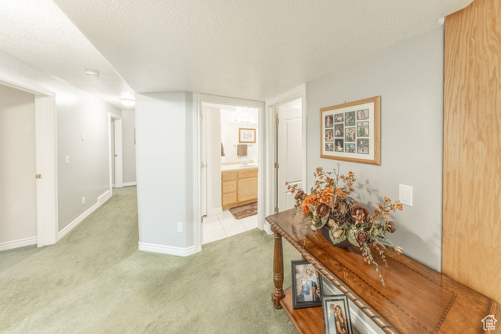 1553 N 250 E Layton, UT 84041