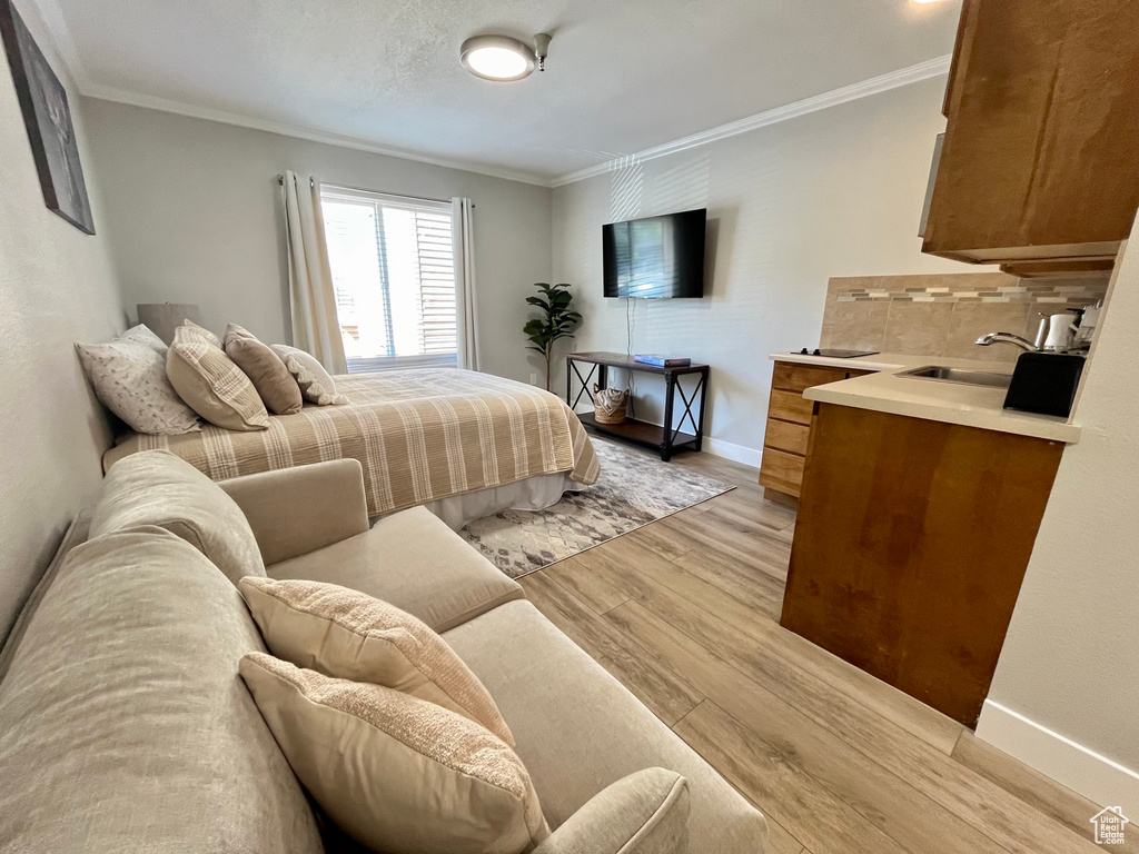 Photo 3 for MLS #2114786 at 1940 Prospector Ave #307