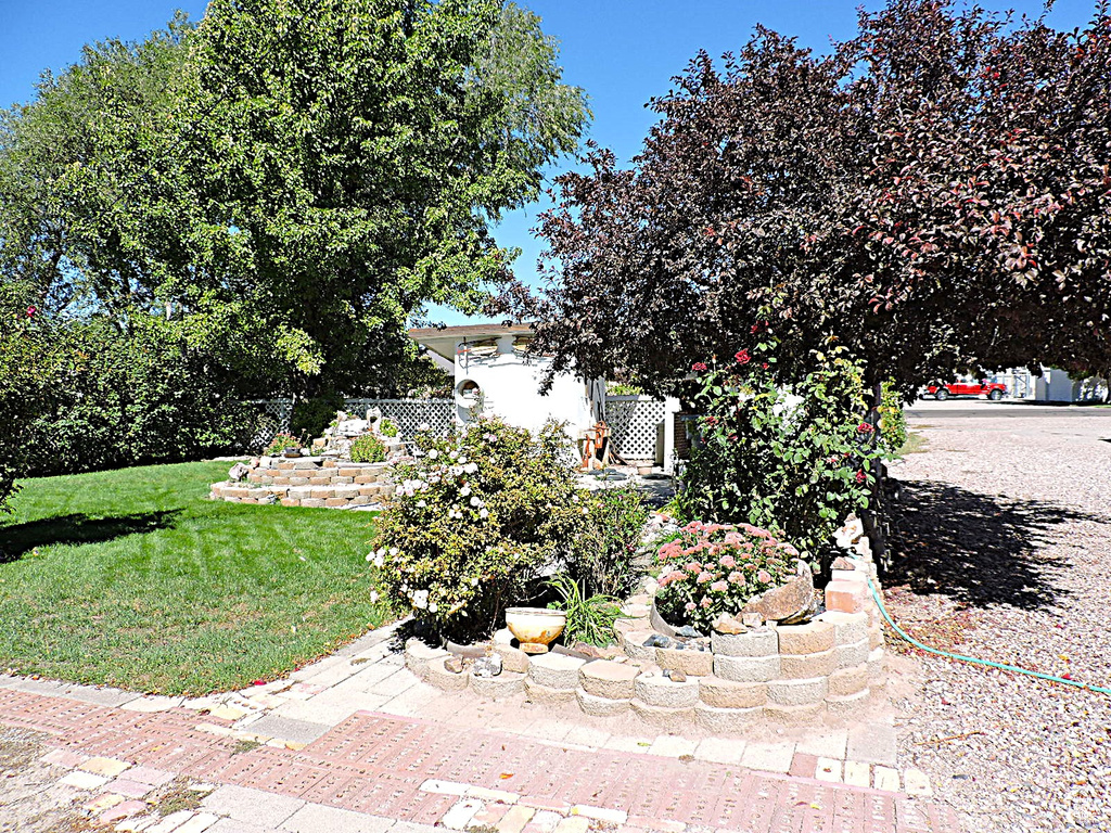 Photo 18 for MLS #2114792 at 163 W 100 South