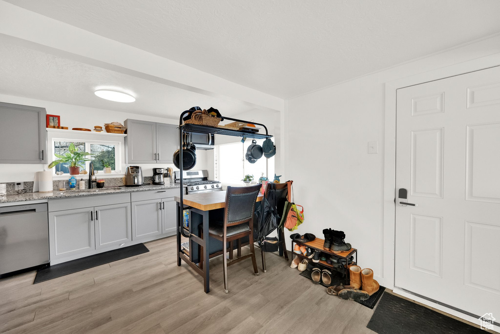 1027 E EMERSON AVE Salt Lake City, UT 84105