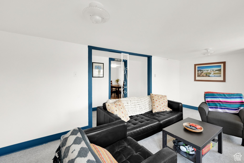 1027 E EMERSON AVE Salt Lake City, UT 84105