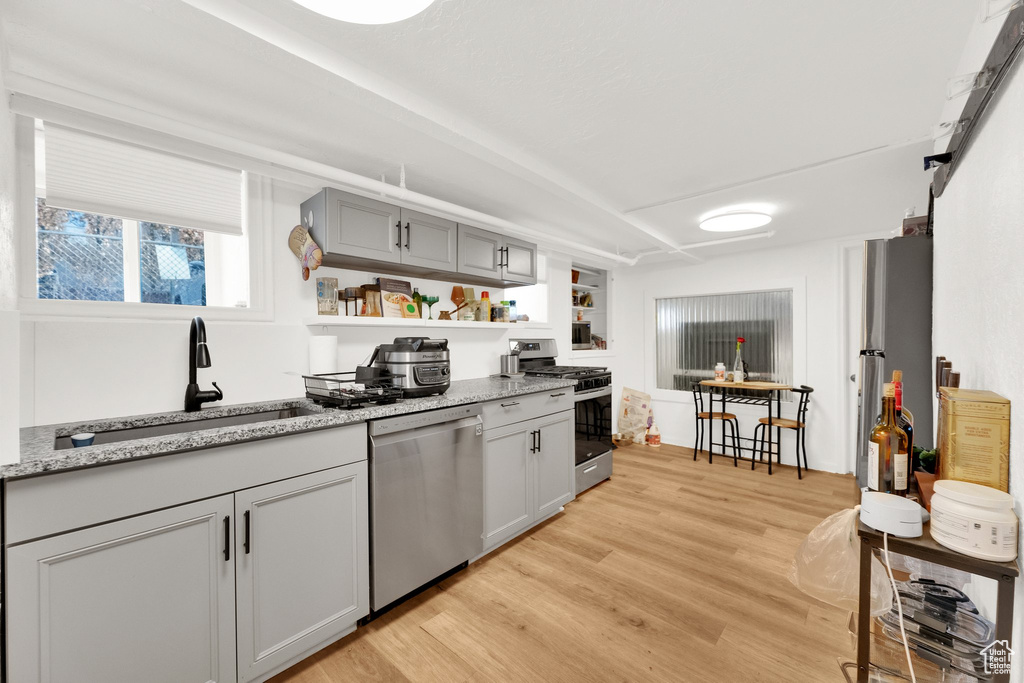 1027 E EMERSON AVE Salt Lake City, UT 84105