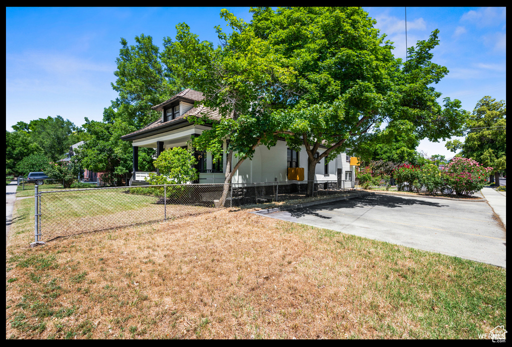 1027 E EMERSON AVE Salt Lake City, UT 84105