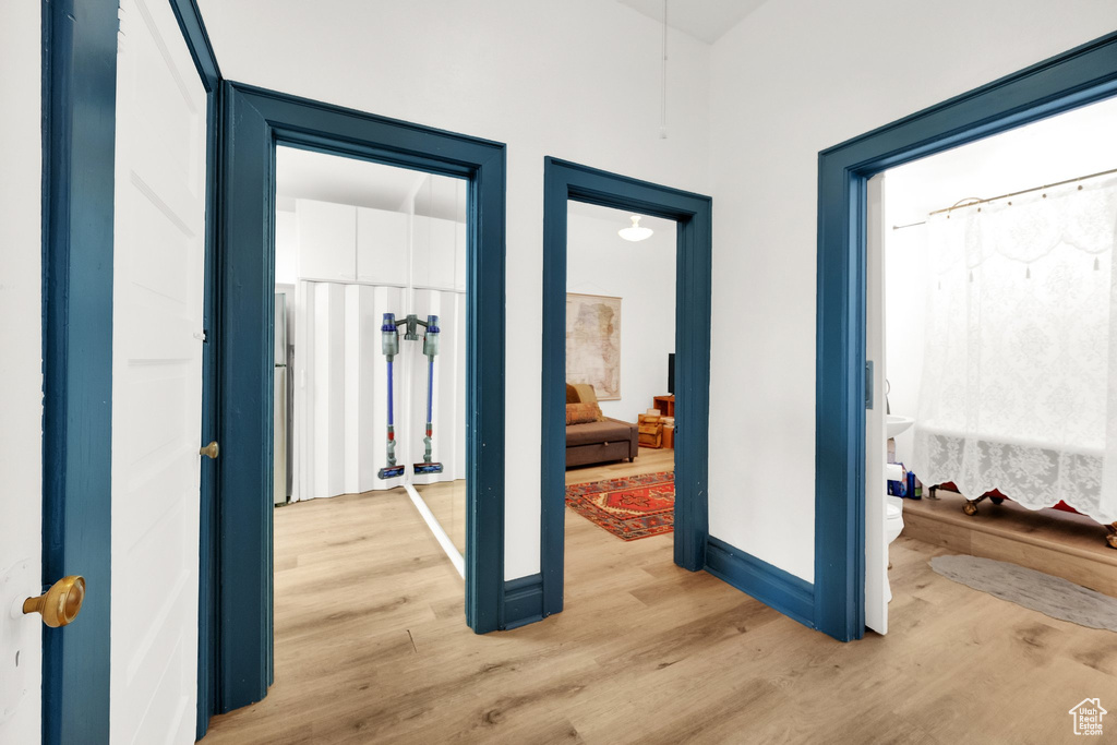 1027 E EMERSON AVE Salt Lake City, UT 84105