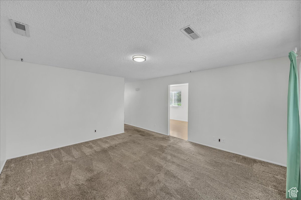 Photo 3 for MLS #2114796 at 214 Cactus Ln #1