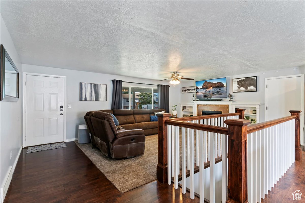 Photo 2 for MLS #2114803 at 620 N 1100 West