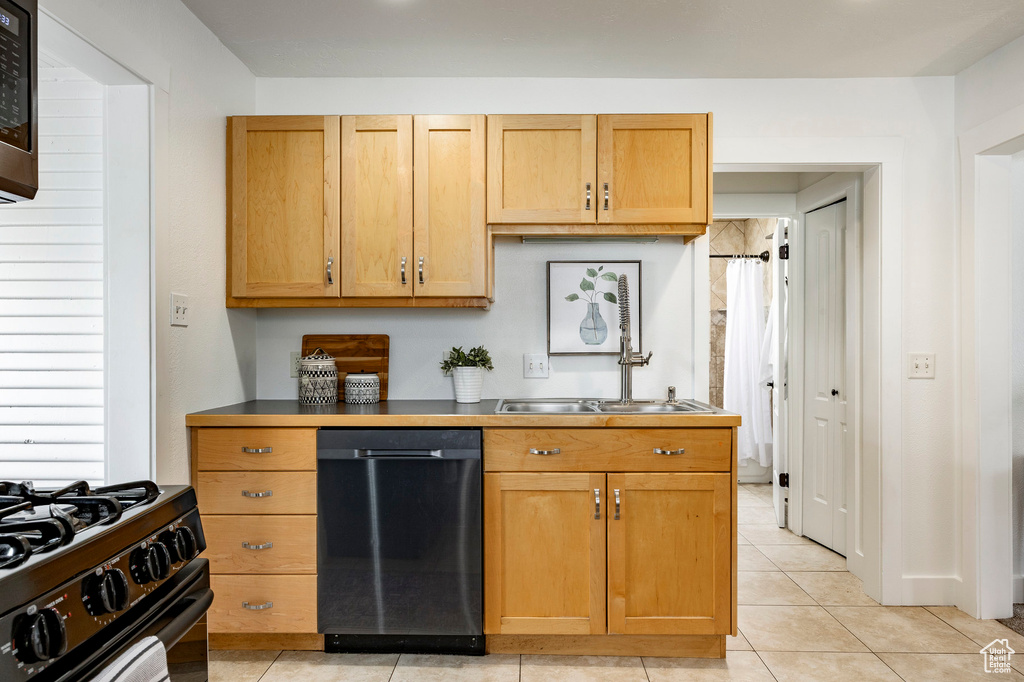 Photo 8 for MLS #2114815 at 151 E Sunset Ave