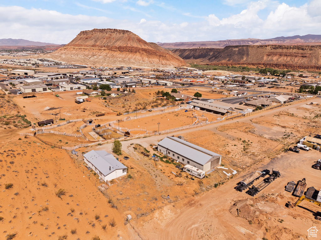 2050 E WASHINGTON DAM RD Washington, UT 84780