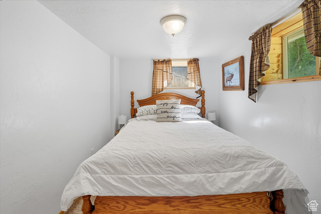 Photo 20 for MLS #2114829 at 667 N Rapid Rd