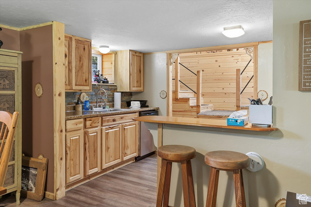 Photo 17 for MLS #2114829 at 667 N Rapid Rd