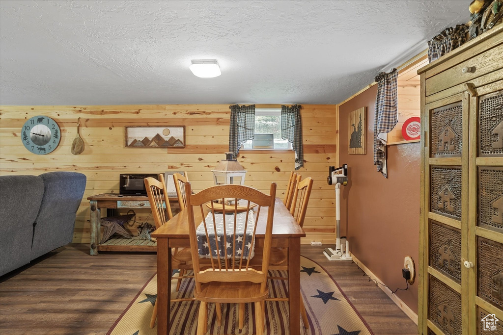 Photo 14 for MLS #2114829 at 667 N Rapid Rd