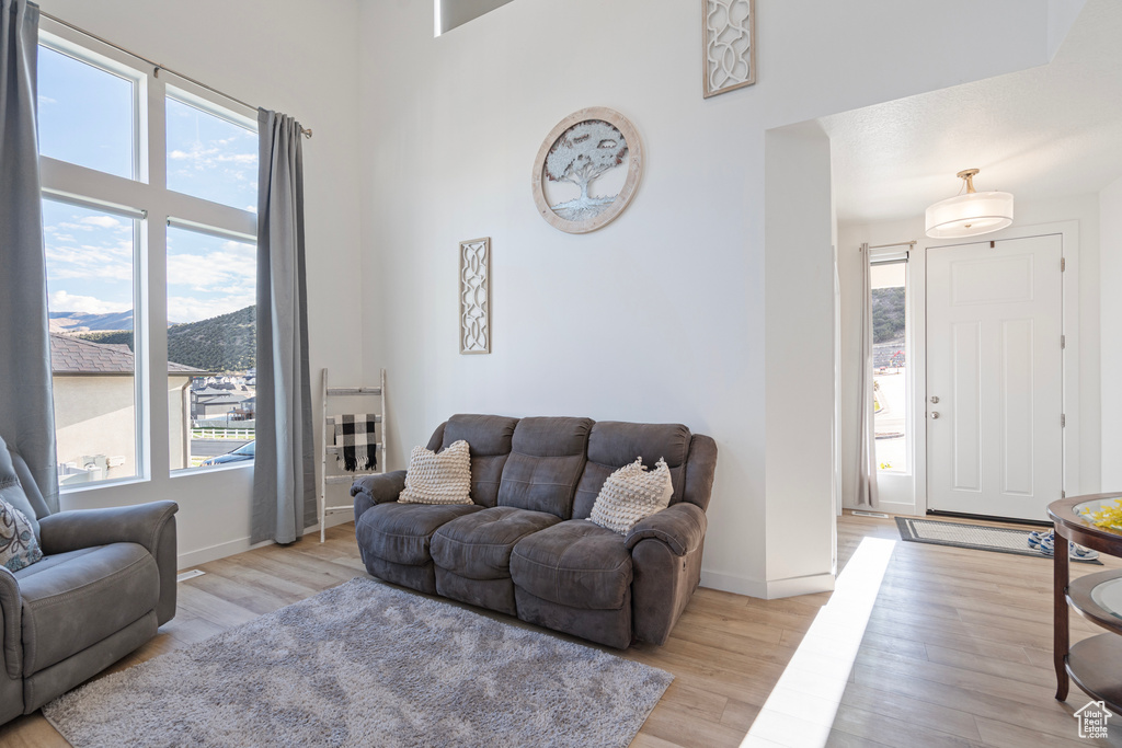 Photo 8 for MLS #2114830 at 7404 N Golden Summit Dr