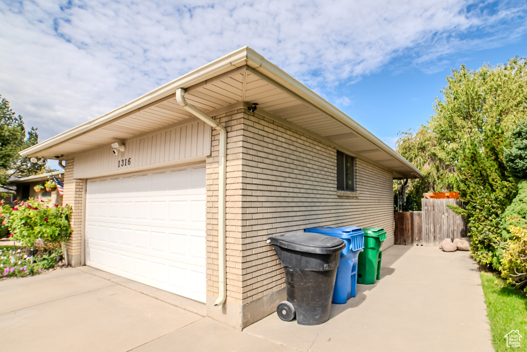 Photo 5 for MLS #2114833 at 1316 W Pinewood Dr