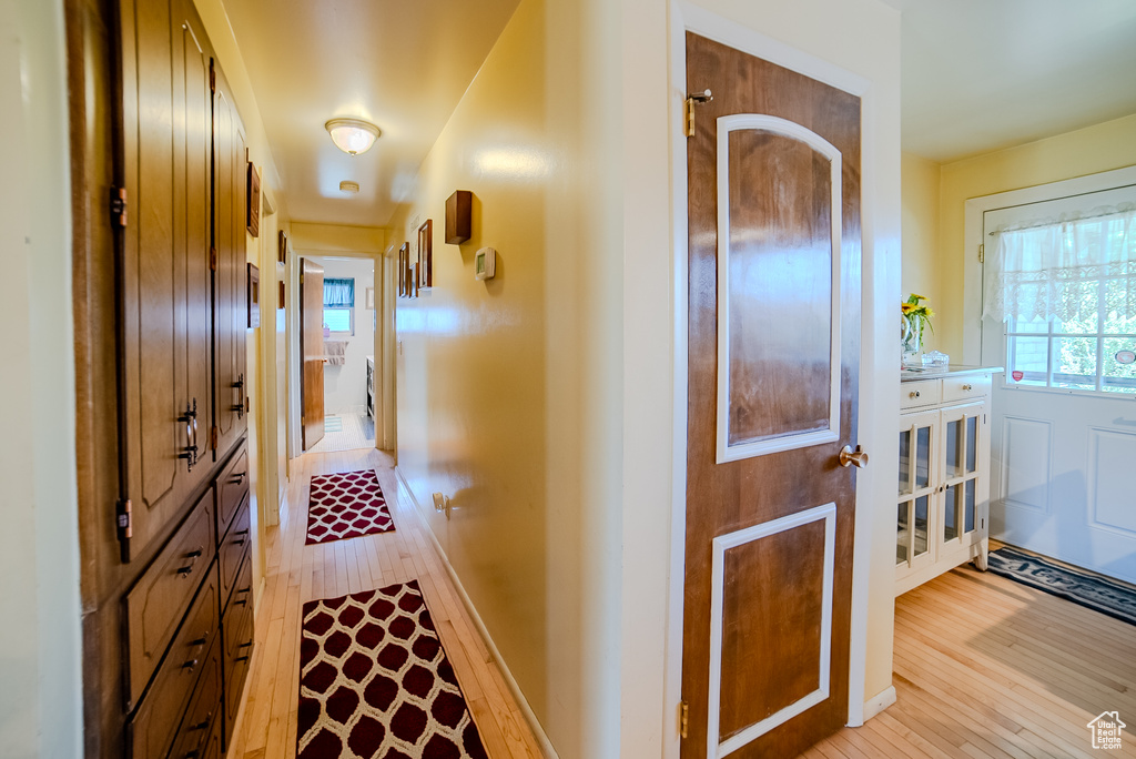 Photo 15 for MLS #2114833 at 1316 W Pinewood Dr