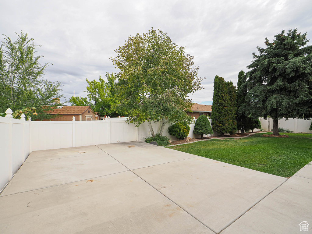Photo 16 for MLS #2114839 at 3376 W Sunnybrook Dr