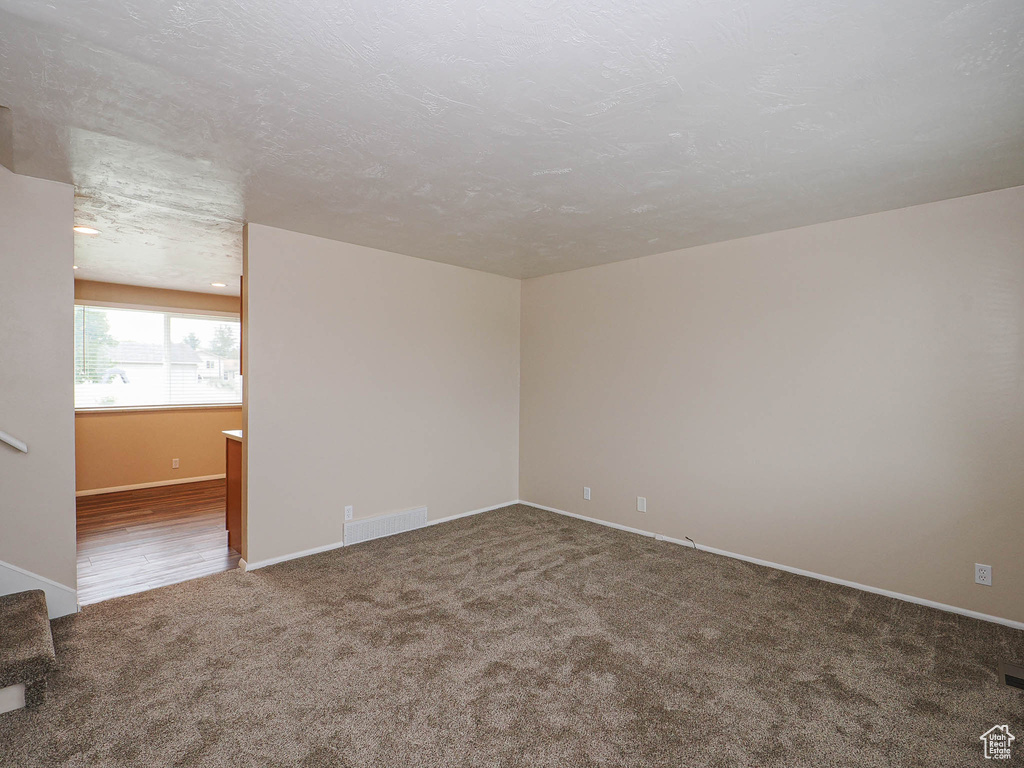 Photo 11 for MLS #2114840 at 3871 W 2925 South