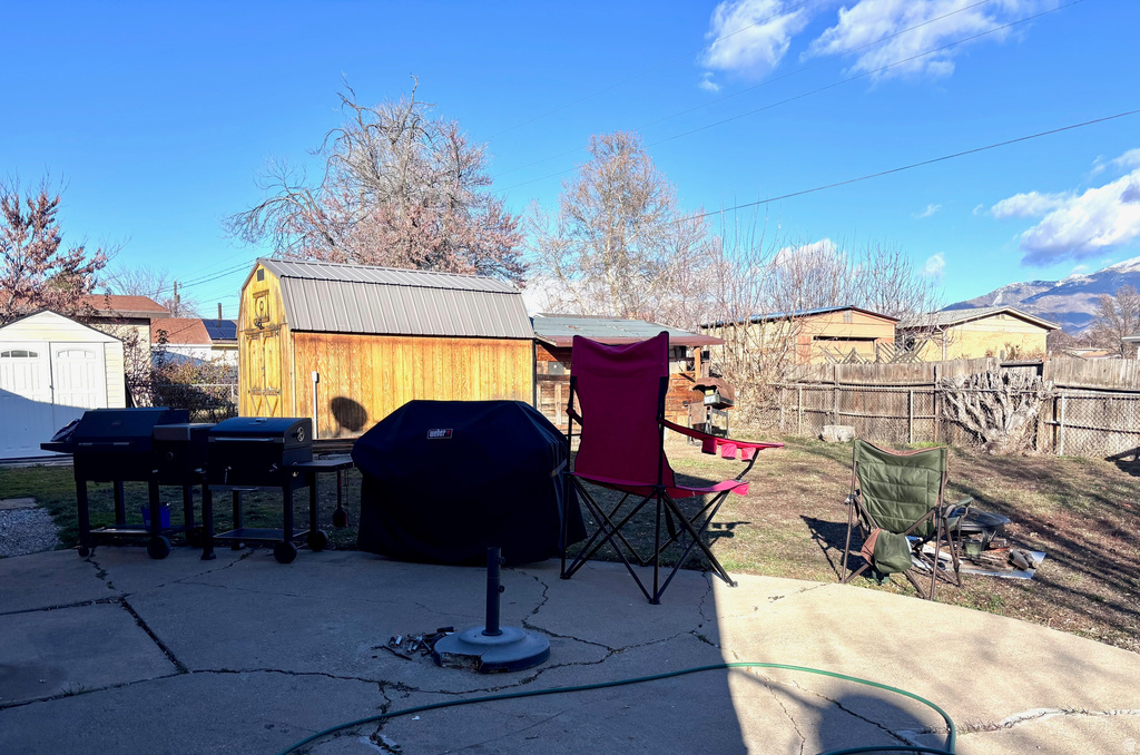 1094 N ANGEL ST Layton, UT 84041