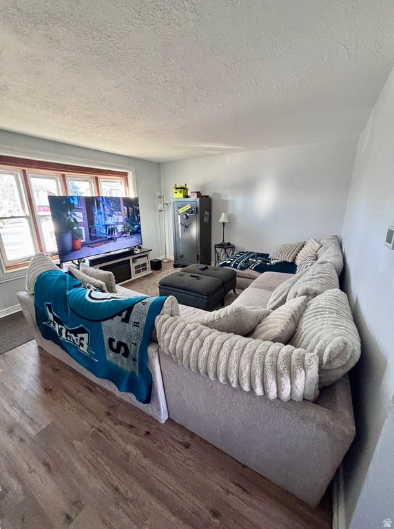 1094 N ANGEL ST Layton, UT 84041