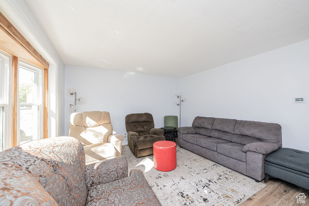 Photo 6 for MLS #2114848 at 1094 N Angel St