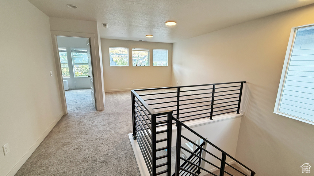 389 W 3200 N Lehi, UT 84043