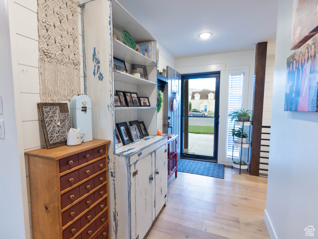 Photo 3 for MLS #2114851 at 177 E 300 North