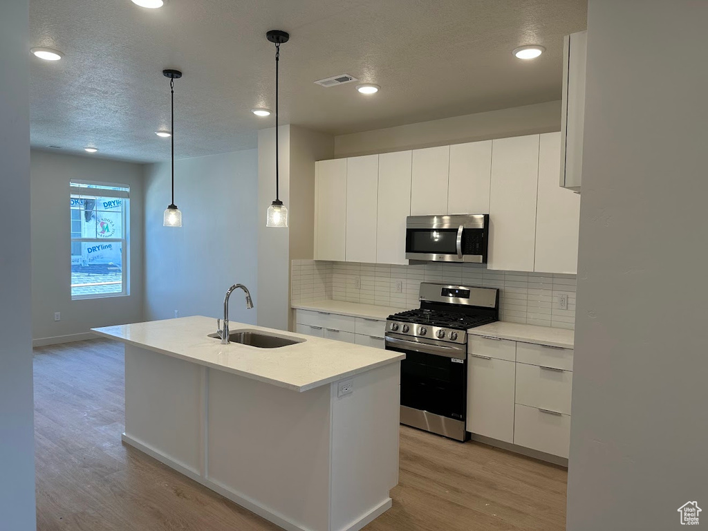 Photo 10 for MLS #2114855 at 1156 N Clifton Dr #115