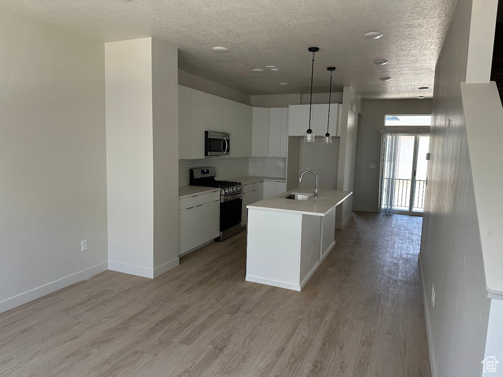 Photo 12 for MLS #2114855 at 1156 N Clifton Dr #115