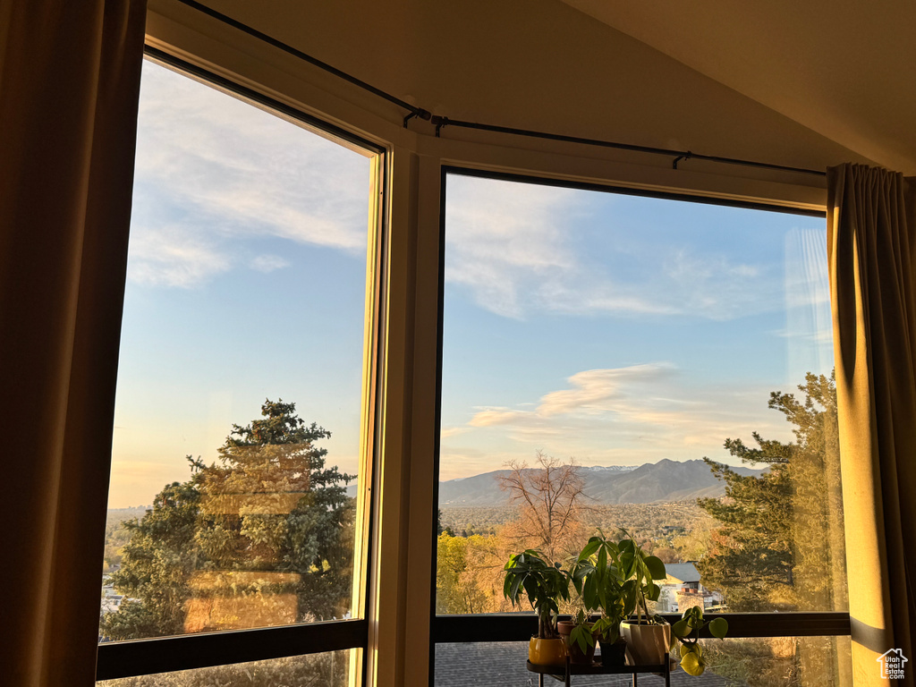 2511 E CAMPUS DR Cottonwood Heights, UT 84121