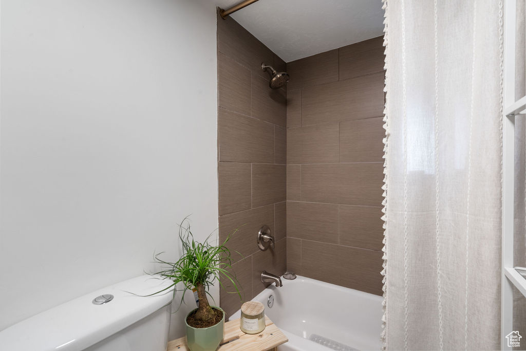 2511 E CAMPUS DR Cottonwood Heights, UT 84121