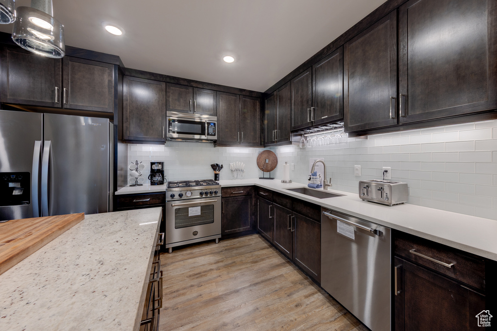 2331 MESA RD #D-5 Moab, UT 84532