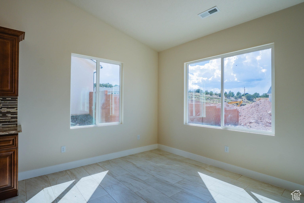 Photo 12 for MLS #2114870 at 584 S Foundation Trl