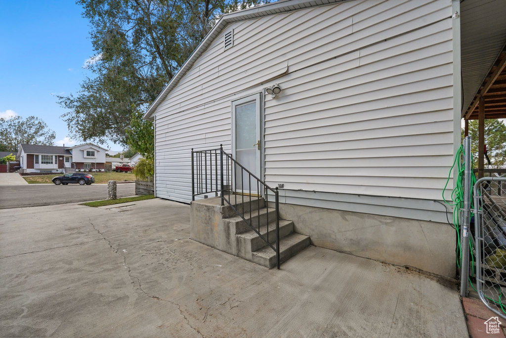 5009 S TUSCAN ST Kearns, UT 84118